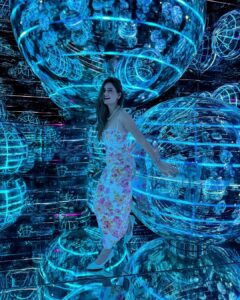 himanshi sharma Most Liked Photos and Posts
