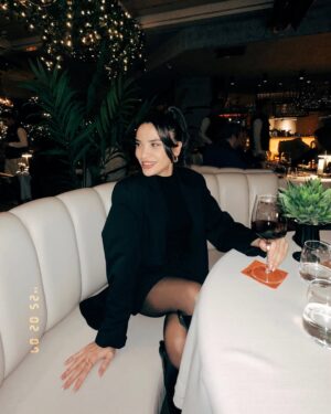 İlayda Aydın Instagram - 🖤