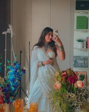 soundarya thakur Instagram - Festive Highlights: Outfits & Decor Recap ✨
(Comment your favourite look 🫶) 

Outfit 1. Pre stitched Red saree @myntra 
Outfit 2. Floral Crop-top Skirt set @payal_zinal 
Outfit 3. Silver Saree @myntra 
Outfit 4. Green Sharara set @houseofpataudi 
Outfit 6. Green Lehenga Set @houseofjamoti 
Outfit 7. Floral Lehenga @payal_zinal 
Outfit 8. White Chikankari Saree: Custom Made 
Outfit 9. Purple Floral Lehenga @myntra 

#festiverecap #diwalithrowback #festivewear #festiveseason #festivevibes #festivedecor #delhifashionblogger #fashioninfluencer #festivemood #soundaryathakur #formocloset