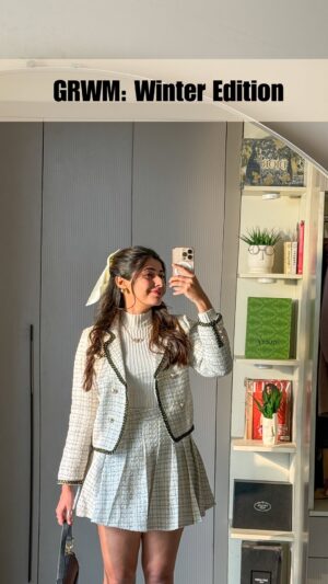 soundarya thakur Instagram - GRWM: Chic In the City ❄️🎀

🔗 COMMENT “Link” for DM’s 

Co-ord Set @a.la.modebyakanksha 
Boots @saintgworld 
Bow @savana 
Bag @dior 

#grwm #cordset #winterstyle #emilyinparisoutfit #wintercordset #fashioninfluencer #outfitoftheday #outfitinspiration #stwinterfiles #alamodebyakanksha #soundaryathakur #formocloset