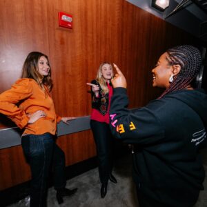 AJ Michalka Instagram - The most fun ever. When @kelseaballerini brought up the idea at the MSG show of joining her in LA it was an immediate yes! ….you are the sweetest and kindest soul to invent an entrance like this for us. Will never forget playing PBS with you in our hometown. Love you and your band and crew, the loveliest people just like you, have a great rest of the run and can’t wait to hang in pjs at the house 

📷 @catherinepowell