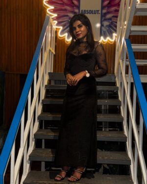 Aarthi Chandran Instagram - Another 365 days to make lil wishes that fills my soul♥️🥹🎈🎂

#birthdaynight #birthdayoutfit #birthdaypost #mableaarthi