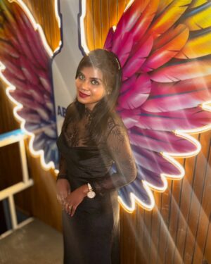 Aarthi Chandran Instagram - Another 365 days to make lil wishes that fills my soul♥️🥹🎈🎂

#birthdaynight #birthdayoutfit #birthdaypost #mableaarthi