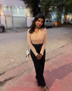 Aarthi Chandran Instagram - Wrapped in Happiness ✨🥹🧿
top by @burgundybae.in 
necklace by @shopinindia.co