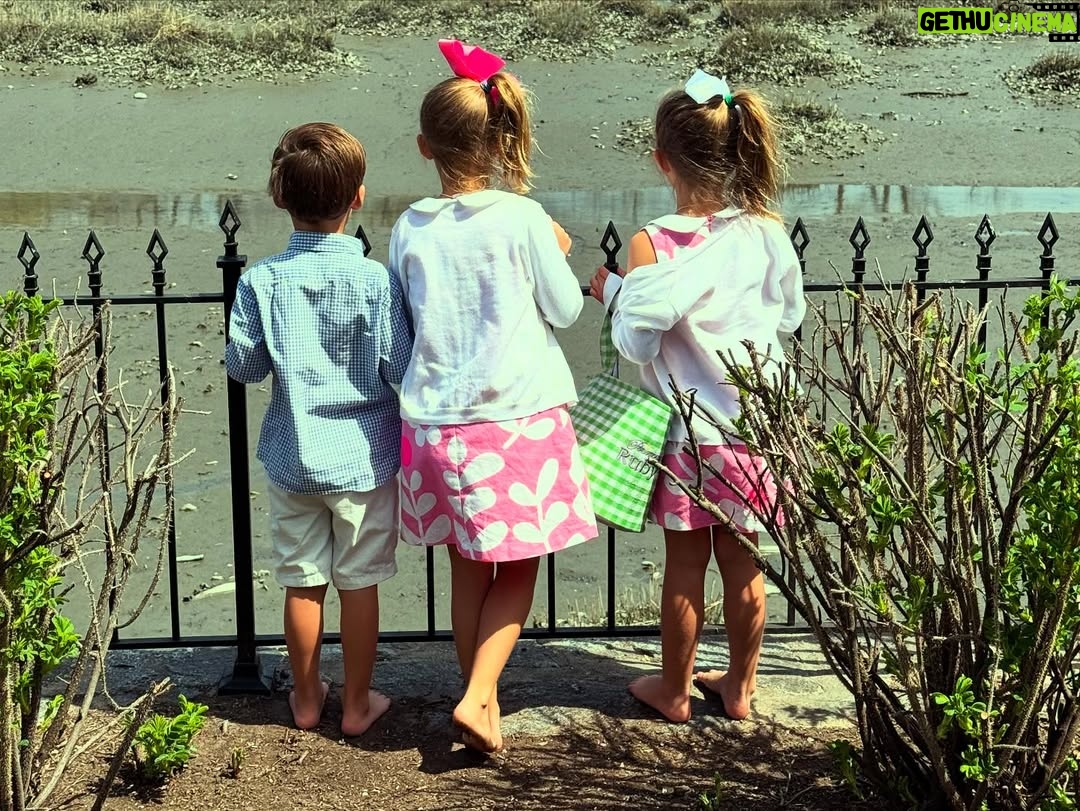 Abby Huntsman - 1.2K Likes - Hopppppy Easter from these little 🐰’s 💜 💜