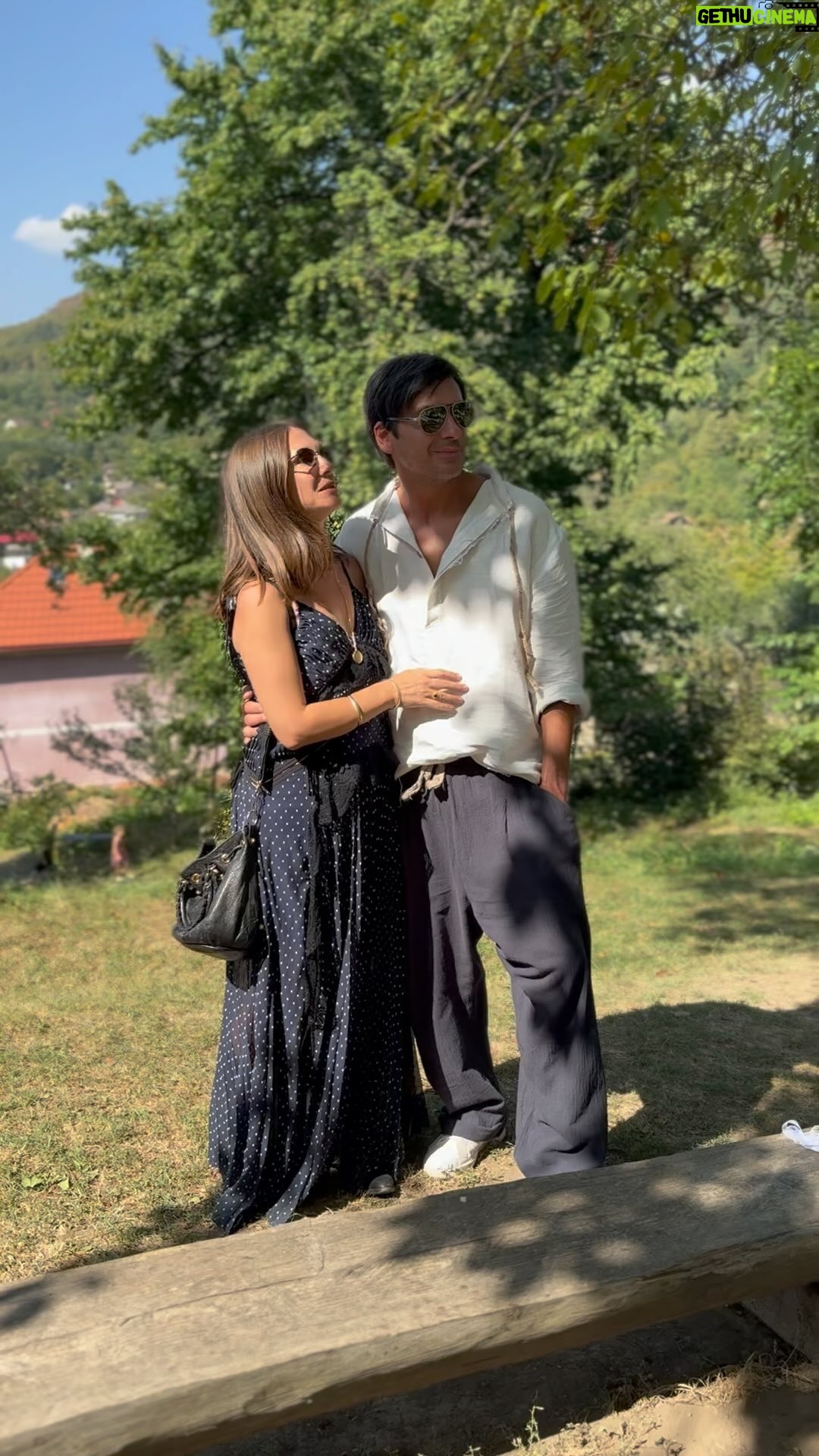 Adela Popescu - 41.2K Likes - E de vis la botezul Aidei. Sa ai o viata minunata, pui de om! ❤️