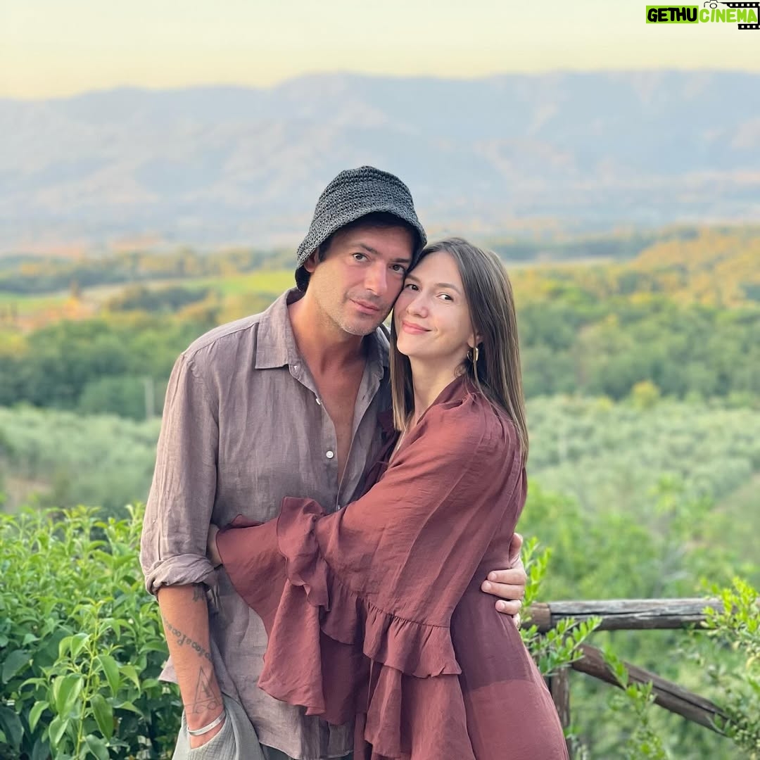 Adela Popescu - 72.6K Likes - Vacanta parintilor. ❤️
#toscana #italia #maidanedoamne :)
