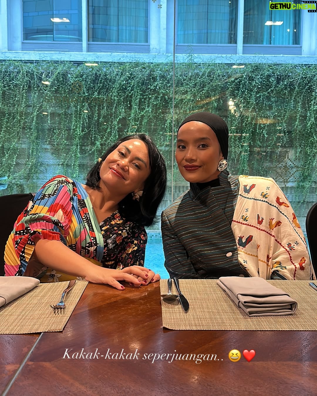 Adinda Cresheilla - 3 Likes - Entering the last day of Ramadhan.. how fast time flies🕊️ Doaku hari ini ngga neko-neko, semoga Ramadhan mendatang masih dipertemukan dgn orang-orang baik ini kembali❤️
Bersyukur sekali tahun ini dapet banyak berkah Ramadhan yang tak terduga. God’s plans are indeed way better than ours. Wish you’re spending your Ramadhan with the loved ones too!
Mohon maaf lahir batin🤗 Sudah siap lebaran?