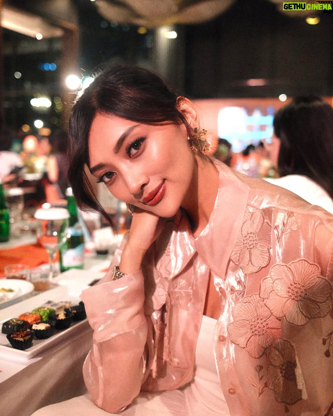 Adinda Cresheilla - 3 Likes - My first time coming to a chocolate sensory soiree. Thank you for the experience @venchi_id 🌹 #VenchiIndonesia