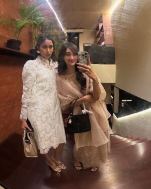 Adinda Cresheilla Instagram - Some unposted pics from our gathering last Monday. Semoga tahun depan makin lengkap, makin banyak silahturahmi, makin banyak kolaborasi. Bersyukur bisa jadi bagian dari figur-figur inspiratif ini🤗

All pics were taken by ka @noy.tarmadhirta 
Location: @pennjakarta