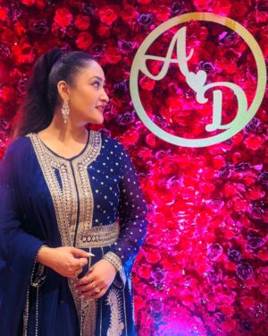 Aditi Sajwan Instagram - Dev ❤️ Aarti Ki Shaadi ✨✨✨

#reception #devaarti #teambaalveer #memories
