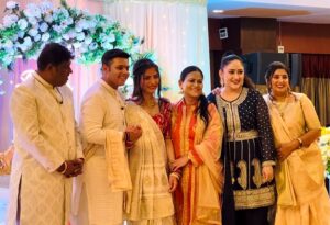 Aditi Sajwan Instagram - Dev ❤️ Aarti Ki Shaadi ✨✨✨

#reception #devaarti #teambaalveer #memories