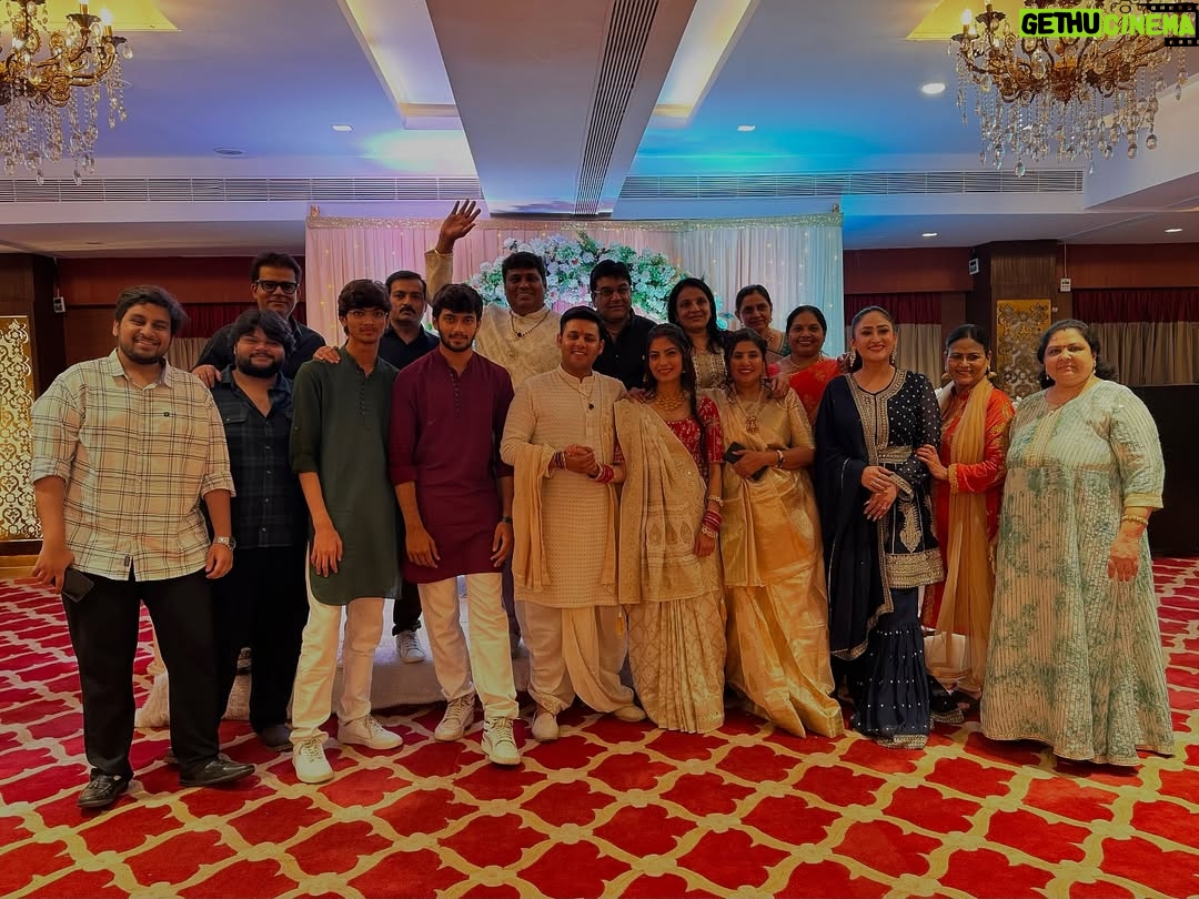 Aditi Sajwan - 185.3K Likes - Dev ❤️ Aarti Ki Shaadi ✨✨✨

#reception #devaarti #teambaalveer #memories