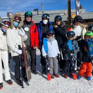 Adriana Arboleda Instagram - Siempre recordare este viaje con todos sus matices...❄️🎿🦠😷🕺🏼❤️ Pasamos FELICES!!
