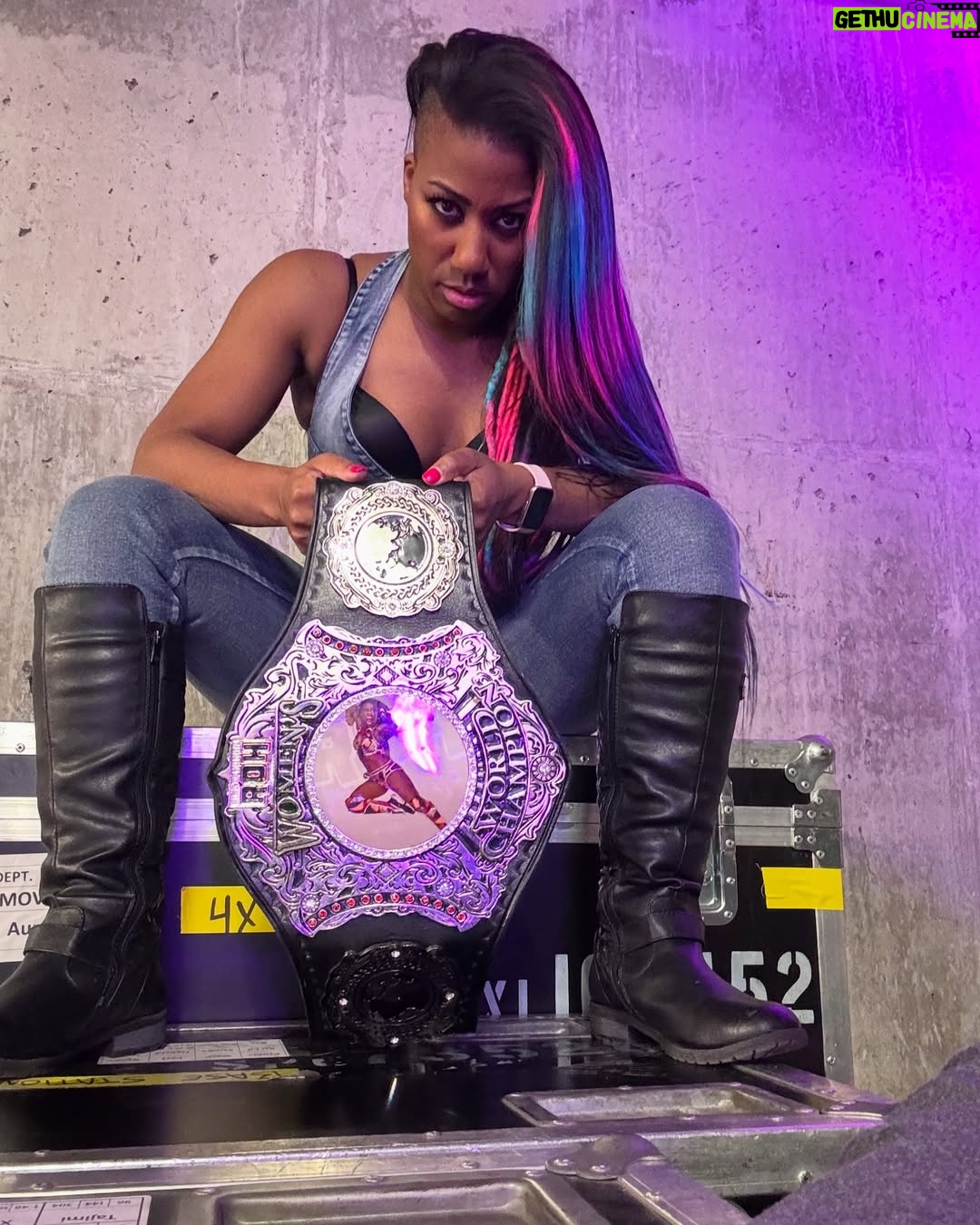 Adrienne Reese - 2.9K Likes - On top of the world & looking down at my competition!
#ForeverROHChamp
#FallenGoddess #MinionOverlord #AmericanJoshi #TheInspiration #WatchROH #BestintheBiz #AthenaEliteWrestling #OwenCupWinner