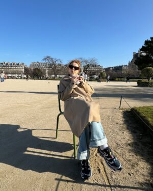 Ahsen Eroğlu Instagram - Paris / 2025 ⚜️

#reklam #değildir
