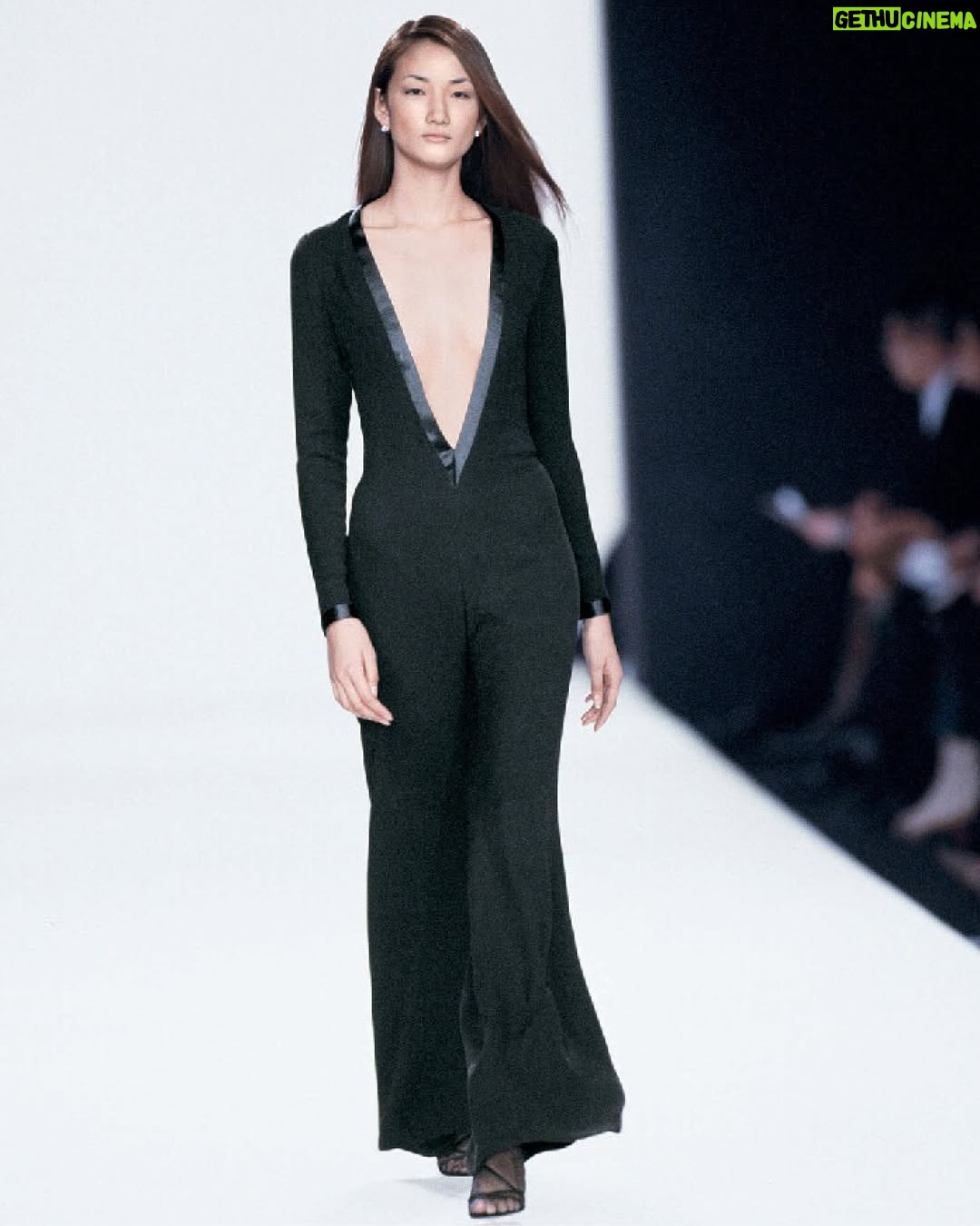 Ai Tominaga - 26.4K Likes - “I cannot believe that it’s been 24 years since I walked in a Ralph Lauren Collection show for the first time. It is my honor that I’ve known Mr. Lauren for such a long time, and it means a lot to me to be able to walk this memorable show in Shanghai.”
Supermodel #AiTominaga walks the Shanghai Spring 2025 Resee Fashion Experience runway after having walked her first Ralph Lauren Runway Show in 2001.
Discover the Shanghai Spring 2025 Resee Fashion Experience via #RalphLaurenInShanghai.
#RLInTheHamptons