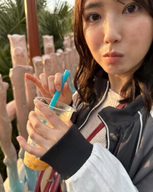 Aika Sawaguchi Instagram - 大好きなエルサに会えたの嬉しかったし、お母さん近すぎるし