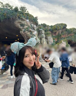 Aika Sawaguchi Instagram - 大好きなエルサに会えたの嬉しかったし、お母さん近すぎるし
