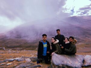 Aiman Khan Instagram - Postcards from 2018 ♥️ 
I consider 2018 the best year of my life for so many reasons ♥️ #timenevercomesback
