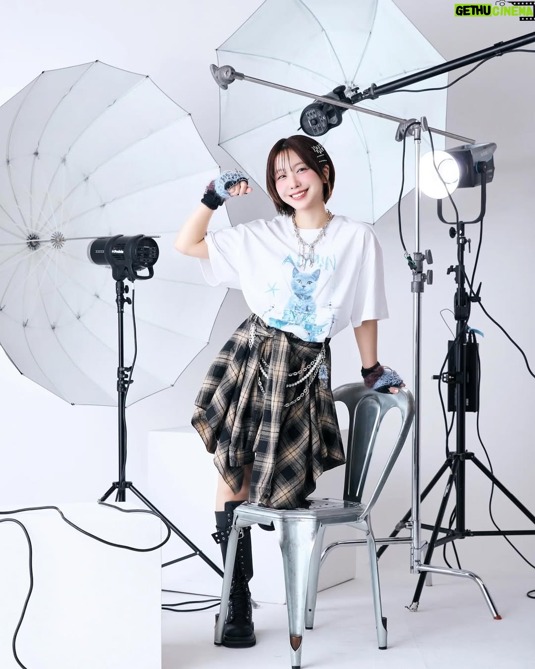 Aimi - 10.9K Likes - ✨【チームY × ITZAVIBE】✨
◾️発売期間◾️
️🩵️🩵️3/24(月)18:00〜4/7(月) 17:59🩵️🩵️
https://www.sixty-percent.com/collaborations/202503-teamy-itzavibe_cl
声優である「佐々木未来(ささきみこい)・伊藤彩沙(いとうあやさ)・愛美(あいみ)」による声優ユニット「チームY」と、猫がアイコニックな韓国ブランド「ITZAVIBE(イッザバイブ)」のコレボレーションアイテムが発売。
アイテムは、チームYが声優はもちろん歌やバンド活動も行っていることから、楽器を演奏した猫がプリントされたITZAVIBEコラボレーションならではのデザインとなっています。
チームYのコラボアパレルが発売中です✨
よろしくお願いしますっ!!!
#愛美 #AIMI #チームY