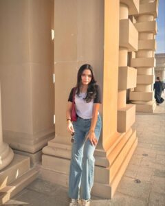 Actress Aina Asif HD Photos and Wallpapers April 2025