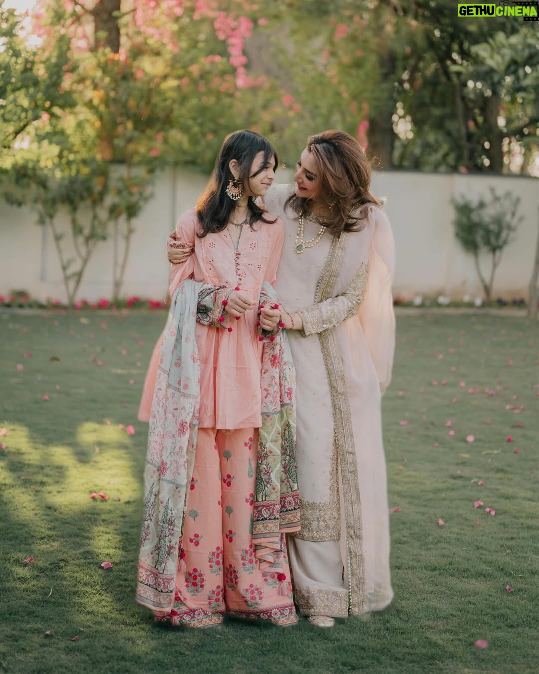 Aisha Uqbah Malik - 77.7K Likes - Eid Mubarak 🌙
