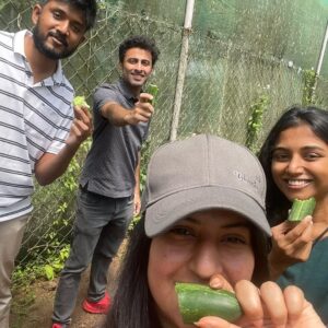 Aishwarya Raghu Instagram - Cheers to all these amazing peeps 🥂

#retreat #fun #photodump #nature #sunkissed