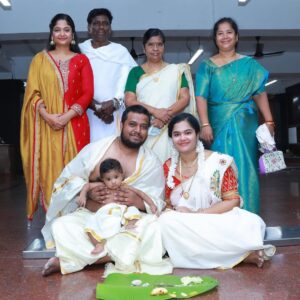 Aishwarya Ramsai Instagram - PranavRidhan’s choroonu ceremony❤️🧿

:
@geethu0603 
@keetz00 

:
#guruvayur #choroonu #aishwaryaramsai #family #sister #sisterson
