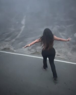 Aishwarya Venka Instagram - A Lil Closer To The Clouds 🌨️🏔️

#kodaidiaries #trip #mist #nature #happiness #fun #love #baby #air 🖤