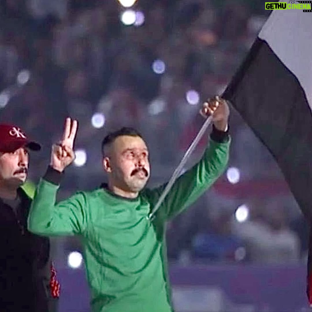 Alaa Hussein - 128.5K Likes - ماشاءالله ، بارك الله الجهود و جمال العرض و الابهار التقني الرااااائع…والغلبة للحظة ذات التأثير في الوجدان
#علاء_العيداني كان وجوده اليوم رمزاً عن كل ابطال العراق🇮🇶
#خليجي_25_بصراوي #عاش_العراق