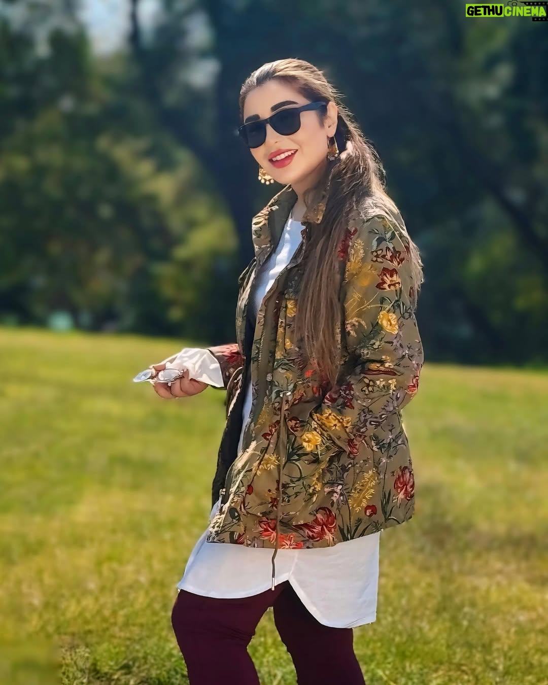 Alaa Hussein - 39.5K Likes - شلونكم و شلونها ايامكم 🙏🏻🥰
.
.
تصوير @dheyaa.ai.deen
