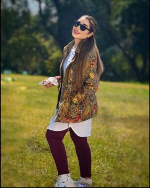 Alaa Hussein Instagram - شلونكم و شلونها ايامكم 🙏🏻🥰
.
.
تصوير @dheyaa.ai.deen