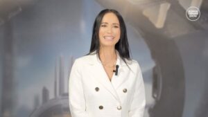 Albana Osmani Instagram - @albanaosmanishow Te dielen ne Oren 21:00 e ndiqni live ne YouTube , Facebook, Instagram,Tik -Tok . 

Falenderoj te ftuarit e mi special te episodit te pare : mikun tim te shtrenjte dhe kolegun Gent Pjetrin . Aktorin Aleks Seitaj @alexseitaj si dhe nxenesit e Akademise se Dance Andi Murra @andimurra_ dhe mesuesen e tyre Juna Turku.  @juna_turku 

Mos harroni te me beni subscribe ne kanalin tim ne YouTube, e gjeni me emrin tim Albana Osmani , pasi prej neser ne mbremje ne Oren 21:00 , nis nje kapitull i ri . 
Turbinat vetem sa jane ndezur , ja keshtu modestisht,  ne studion time qe vjen vizualisht si brenda nje spaceship 🚀 

Nje liste te ftuarish dinjitoz do sjellin cdo jave natyralisht permbajtje dhe vlera, dhe shume argetim permes rubrikave te ndryshme.