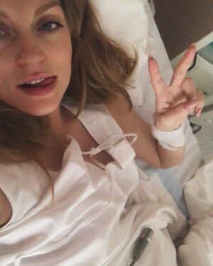 Aleksandra Saveleva Instagram - Мы тебя так ждали наш дорогой Леончик! И вот уже 6 лет слезы на глаза наворачиваются какого классного парня мы родили! 
Ты невероятно умный, добрый,честный, веселый и просто хороший человек- возможно тебе будет немного сложно с этими качествами по жизни, потому-что к сожалению мир жесток и в нем нет справедливости. И поэтому я желаю тебе сохранить эти качества и приобрести гибкость и стабильную самооценку. 

Мы с папой стараемся быть примером для тебя каждый день, мы не воспитываем тебя-мы воспитываем себя для тебя♥️ 
Будь счастлив! А мы всегда рядом!