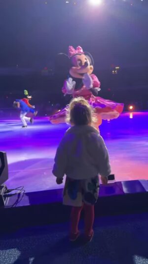 Alessandra Torresani Instagram - Disney On Ice #intothestars @disneyonice