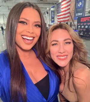 Alex Curry Instagram - What an epic #NFL Draft DAY 🤗🏈 at RAMS headquarters at #LAFD Air Ops! 💙🚁