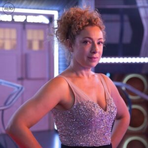 Alex Kingston Instagram - Hello Sweeties…
all this traveling through time and space seems to have made me a day late!
Happy (belated) 20 year anniversary to new who! What a privilege to have been part of something so wonderful and worked with such incredible beings along the way. Here’s to many more adventures!
Spoilers… 💋💄