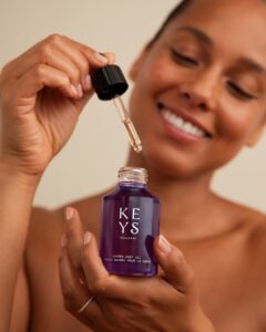 Actress Alicia Keys HD Photos and Wallpapers March 2025