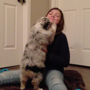 Alisha Newton Instagram - rest in peace Zoey 🤍
I always wished for her to live forever when I blew out the candles. She raised me. Little. Zo. My best friend. Softest and happiest girl.