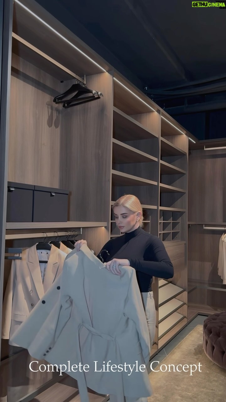 Alketa Vejsiu - 716 Likes - Ne @boffidepadova.studio.tirana 🤍 Nje brand me te cilin krenohet Italia, tashme me showroom ne Tirane, ne Tcenter 🤍 Me nje trashegimi 90-vjecare, lider ne dizajnin luksoz italian, per te gjithe ata qe cilesine e vene te paren ne zgjedhjet e tyre🥰