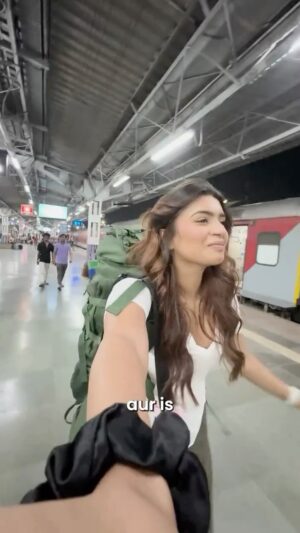 Alma Hussein Instagram - Hamesha ki tarah iss baar bhi problem create karti hui mei ☠️🌝 

The next goa vlog is even crazier ☠️ maybe at this point I should just shift there😗

( Travel, Lifestyle, Vlog )

#explore#explorepage#exploremore#recommended#trend