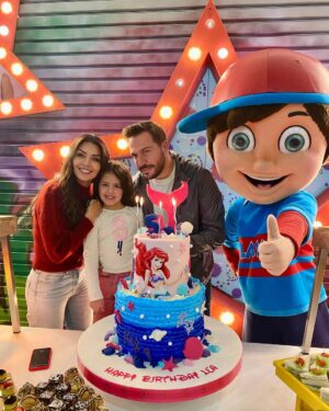 Amal Bouchoucha Instagram - كل عام و انت روحي و مصدر سعادتي و سر ابتسامتي و نور حياتي 
مثل اليوم وقبل خمسة اعوام ابصرت انت النور و أبصرت انا الحياة 
Joyeux anniversaire Léa ❣️🎉🙏🏻🎂