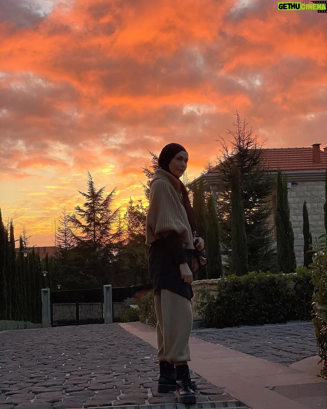 Amal Hijazi - 8.2K Likes - لوحة خلقها الله ..
#سبحان_الله #لبنان