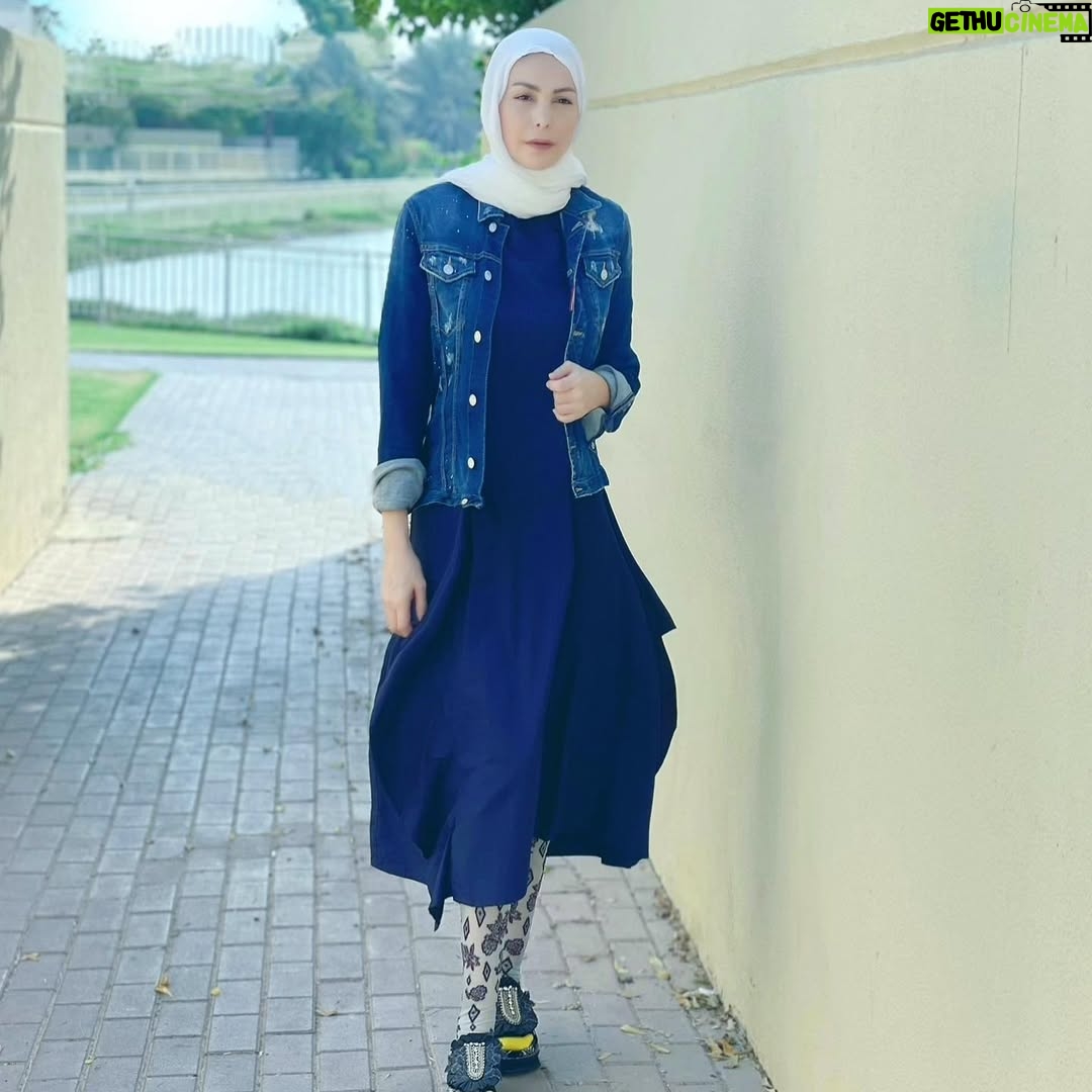 Amal Hijazi - 8.7K Likes - عندما تُسَد في وجهك جميع الدروب فهناك دربٌ واحدٌ لن يُقفل ابداً هو العودة إلى الله ..