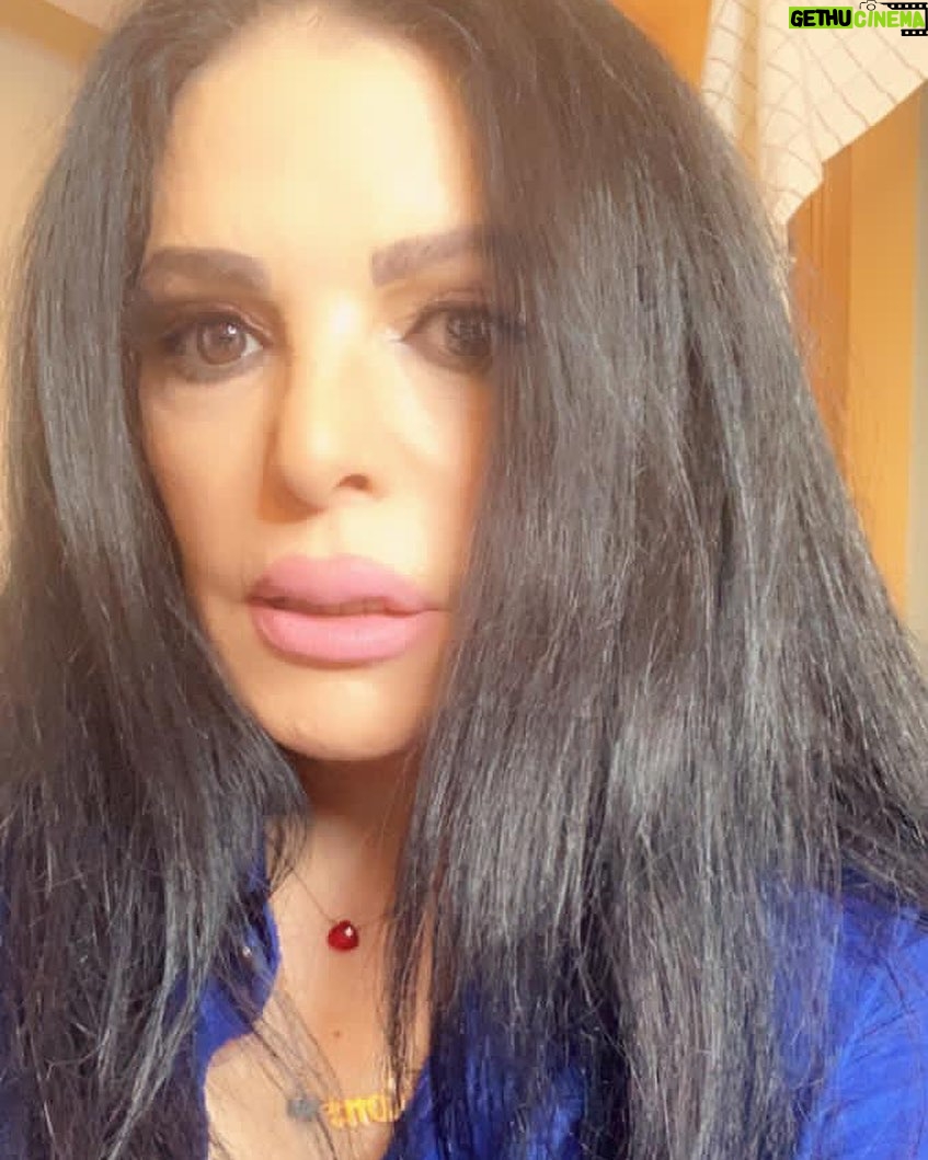 Amal Hijazi - 6.2K Likes - @nidalalahmadieh سؤال موجه الى السيدة نضال الأحمدية هل يا نضال لديك الجرأة بأن تخبري الناس المعجزة التي حصلت معك في سورة يس ؟؟ وهل آمنتي بالقرآن الكريم بعد هذه المعجزة ؟ مع العلم اني أؤمن بجرأتك لماذا تكتمتي على هذا الموضوع ؟؟!