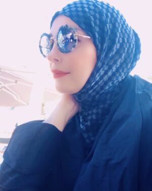 Amal Hijazi Instagram - إن مع العسر يسرا ..#نهاركم_سعيد #امل_حجازي