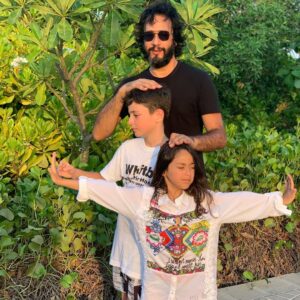 Amal Hijazi Instagram - ‎الأب..الرجل الوحيد في العالم الذي يأخذ من نفسه ليعطيك،قد لا يكون أعطاك كل ما تتمناه لكن تأكد أنه أعطاك كل ما يملك ..#عيد_أب_سعيد 
#happyfathersday