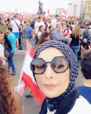 Amal Hijazi Instagram - #ثورة_١٧_تشرين  باقية حتى زوالكم..