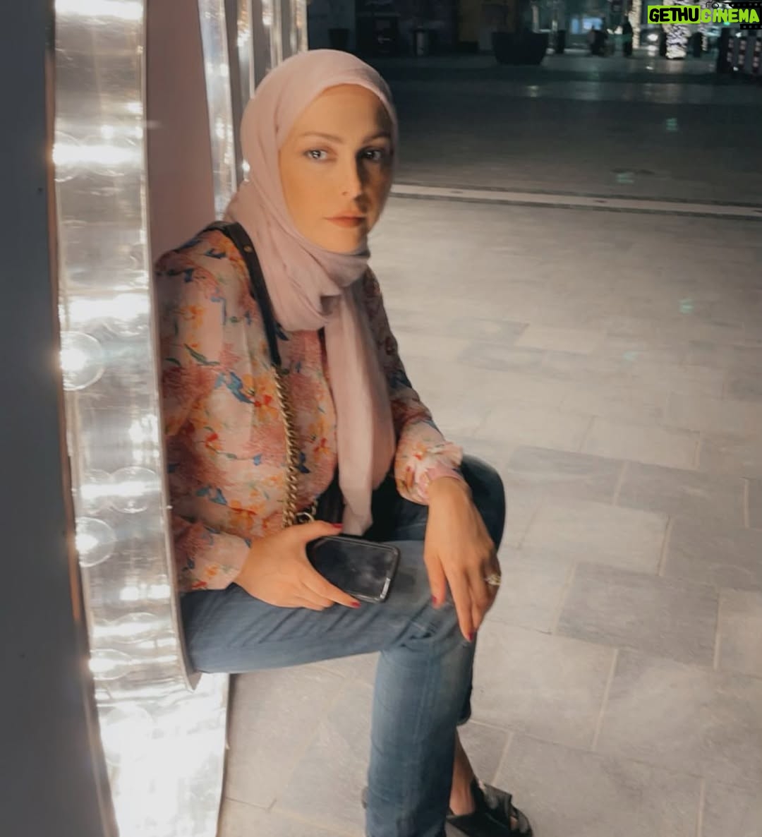 Amal Hijazi - 15.7K Likes - ثق بربك وانتظر الأفضل ..#مساء_الخير